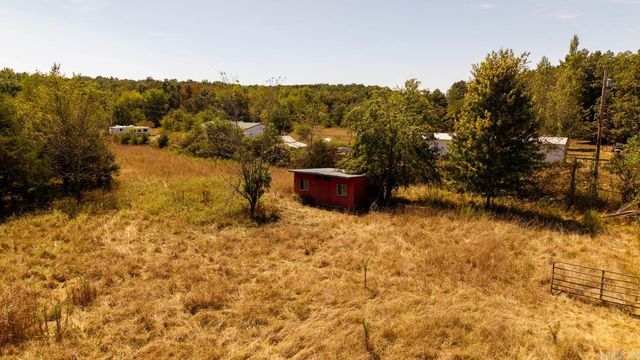 2000 County Road 100, Alton, MO 65606