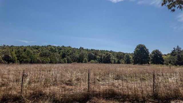 2000 County Road 100, Alton, MO 65606