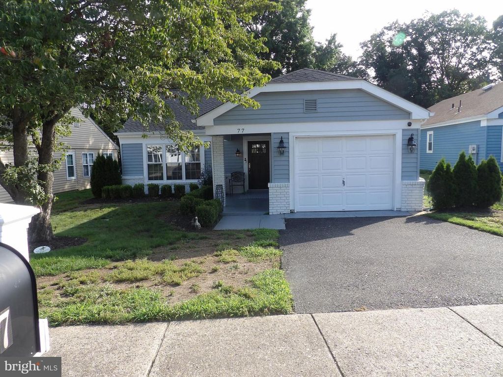 77 BUCKINGHAM DR, Southampton, NJ 08088