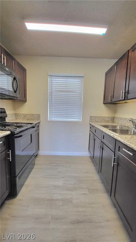 218 MERLAYNE Drive 2, Henderson, NV 89011