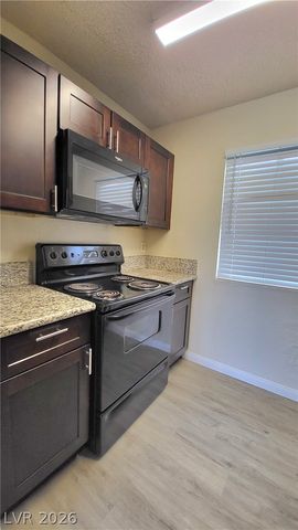 218 MERLAYNE Drive 2, Henderson, NV 89011
