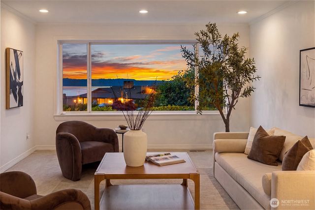 147 S 294th Place, Federal Way, WA 98003