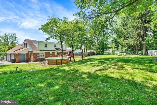 29 MAPLE RD, York, PA 17403