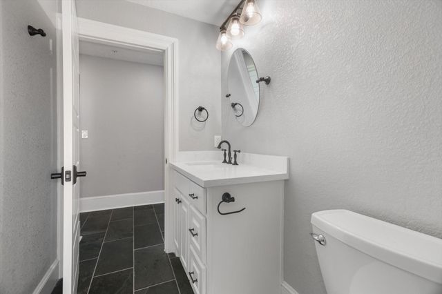 405 24th Street Street 202, Galveston, TX 77550