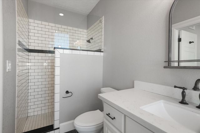 405 24th Street Street 202, Galveston, TX 77550