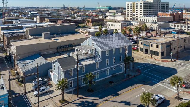 405 24th Street Street 202, Galveston, TX 77550