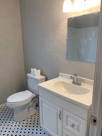 244 S Caddo Street, Lipan, TX 76462