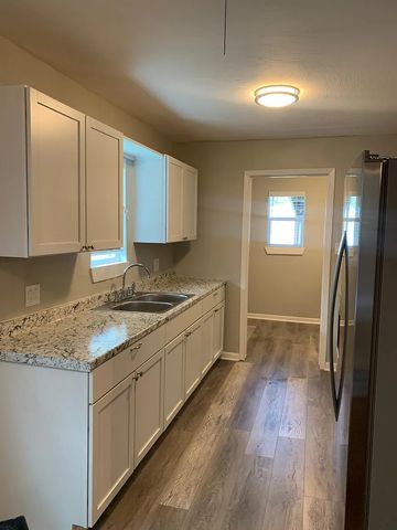 244 S Caddo Street, Lipan, TX 76462