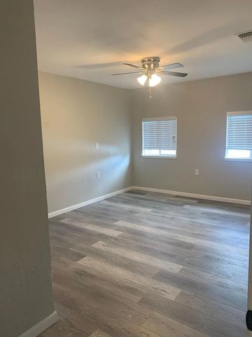 244 S Caddo Street, Lipan, TX 76462