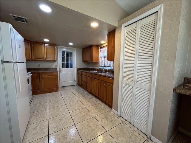 12255 FLORIDA WOODS LANE, Orlando, FL 32824