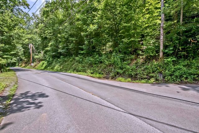 6750 Old Walland Highway, Townsend, TN 37882