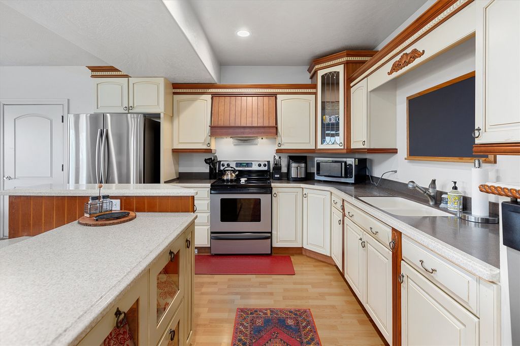 901 Ben Hogan Drive, Missoula, MT 59803 photo 7