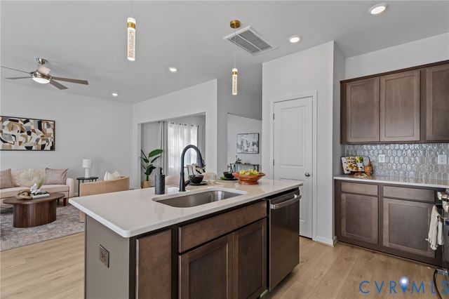 6437 Lila Crest Ln, Midlothian, VA 23112