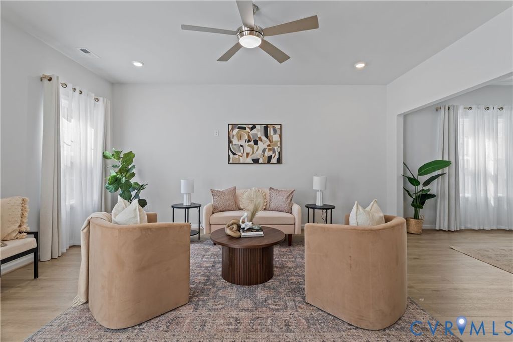 6437 Lila Crest Ln, Midlothian, VA 23112