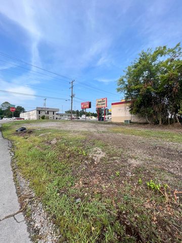 5521 Ringgold Road, Chattanooga, TN 37412