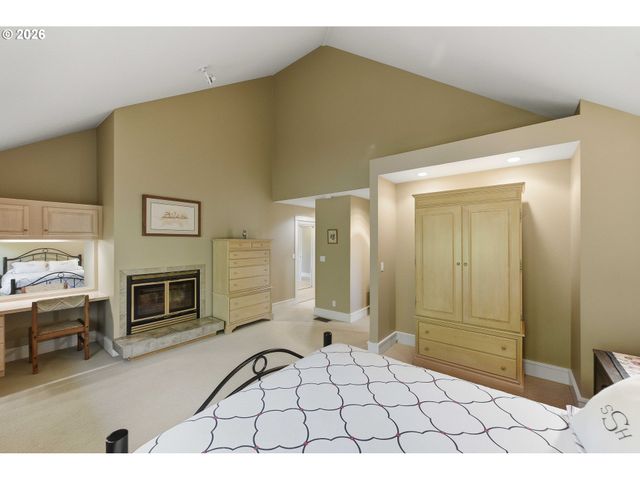 1337 BEACH LOOP Dr, Bandon, OR 97411