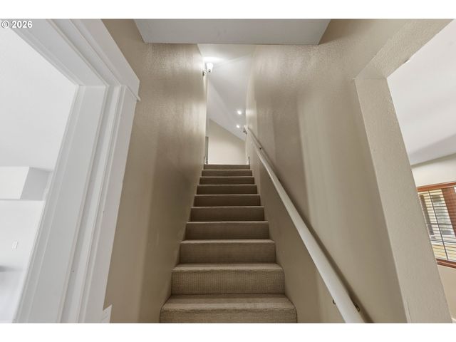 1337 BEACH LOOP Dr, Bandon, OR 97411