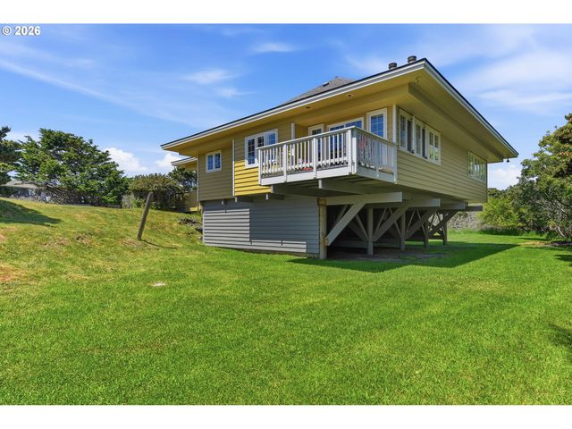 1337 BEACH LOOP Dr, Bandon, OR 97411