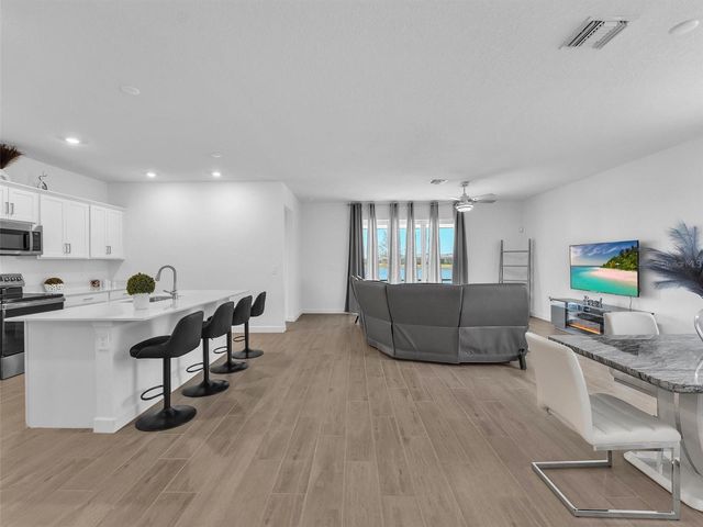 7961 LAKES EDGE LANE, Port Charlotte, FL 33981