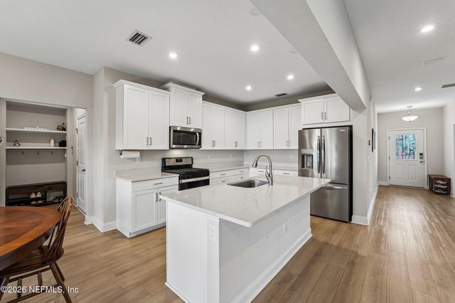13192 DUNWICK Road, Jacksonville, FL 32256