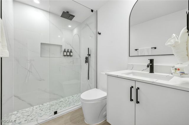 1105 Skiff PL, Sanibel, FL 33957