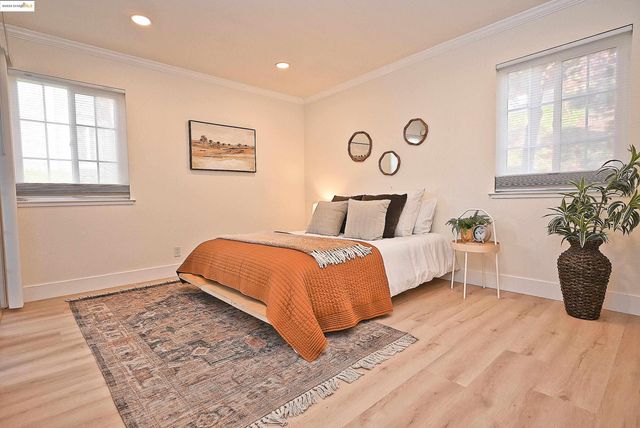 550 Canyon Oaks Dr A, Oakland, CA 94605