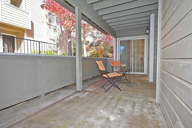 550 Canyon Oaks Dr A, Oakland, CA 94605