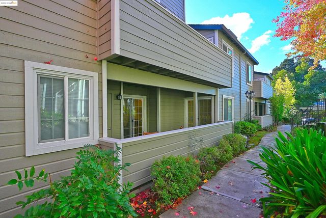 550 Canyon Oaks Dr A, Oakland, CA 94605