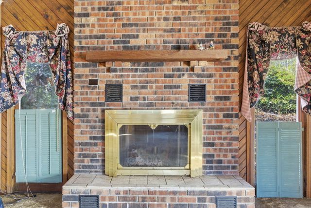 2808 S Farm Road 219, Rogersville, MO 65742