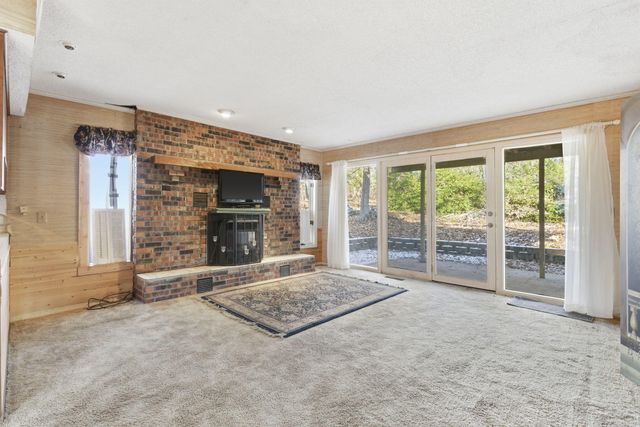 2808 S Farm Road 219, Rogersville, MO 65742