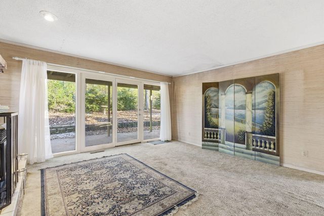 2808 S Farm Road 219, Rogersville, MO 65742