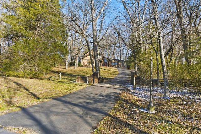 2808 S Farm Road 219, Rogersville, MO 65742