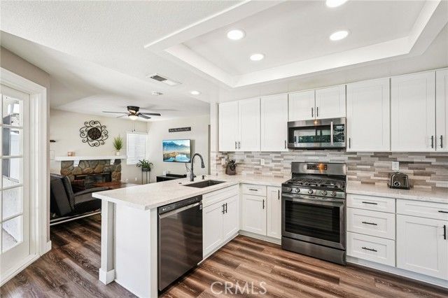 39908 Falcon Way, Murrieta, CA 92562