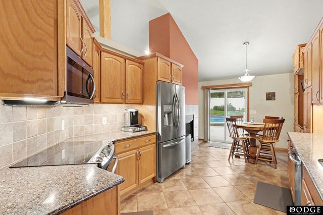 6325 Briar Rosa Drive, Lincoln, NE 68156