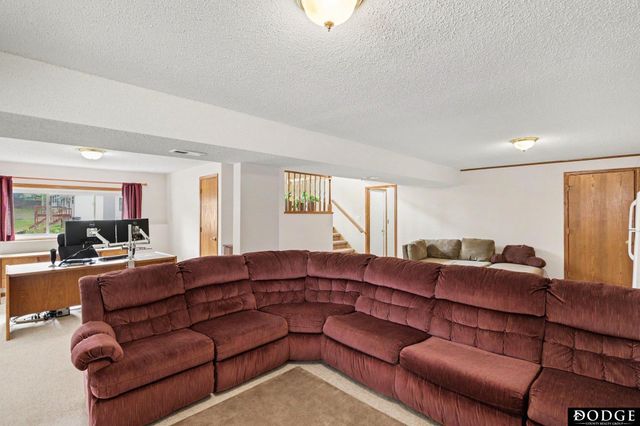 6325 Briar Rosa Drive, Lincoln, NE 68156