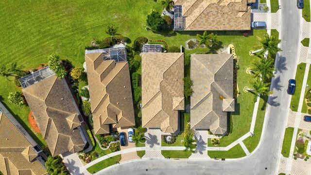 6787 Fairway Lakes Drive, Boynton Beach, FL 33472