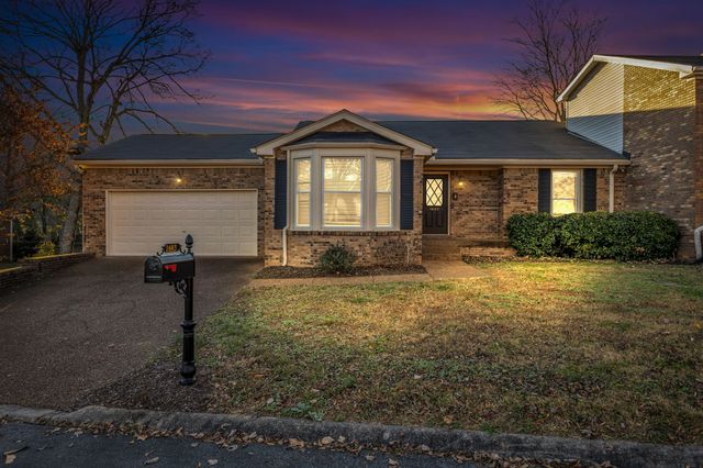 1603 Rosewood Dr, Brentwood, TN 37027
