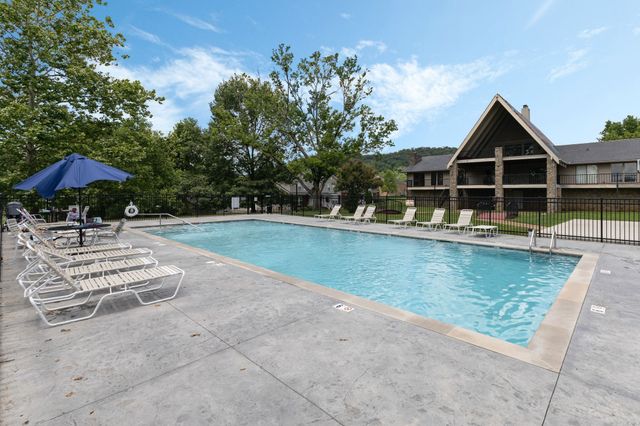 1603 Rosewood Dr, Brentwood, TN 37027