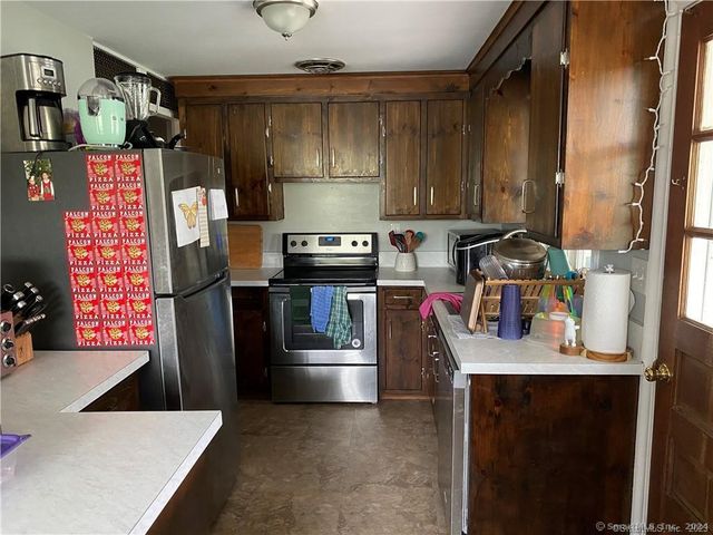 46 Klarman Drive, Hamden, CT 06518