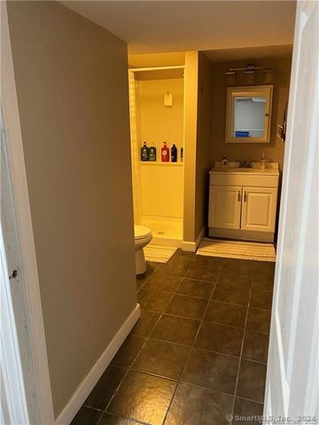 46 Klarman Drive, Hamden, CT 06518