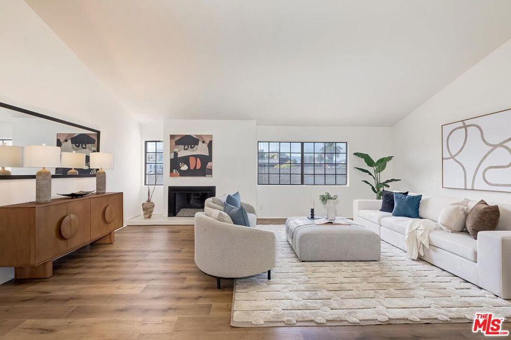 1532 9th Street 8, Santa Monica, CA 90401 — photo 5