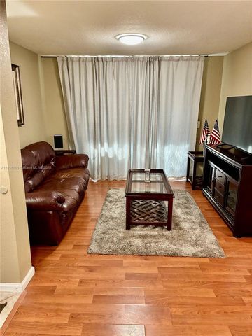 4122 Residence dr 120, Fort Myers, FL 33901