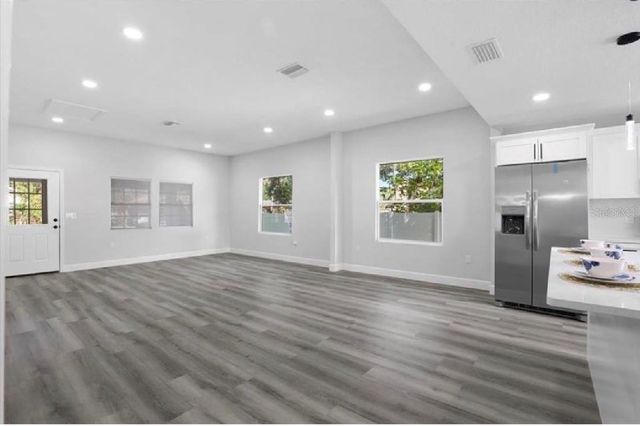 506 N WARNELL STREET, Plant City, FL 33563