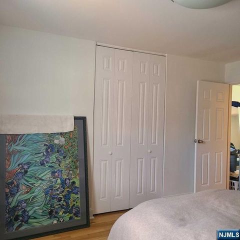 2-58 Virginia Drive, Fair Lawn, NJ 07410