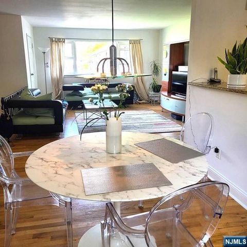 2-58 Virginia Drive, Fair Lawn, NJ 07410