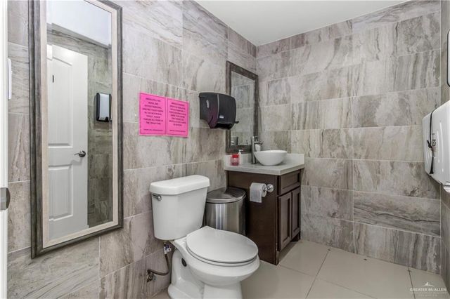 215 S Texas Boulevard, Weslaco, TX 78596