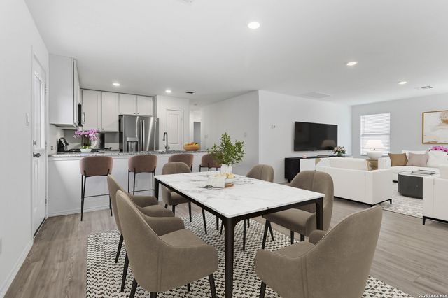 5155 Fowler Crest, Converse, TX 78109