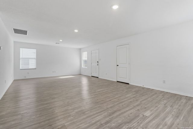 5155 Fowler Crest, Converse, TX 78109