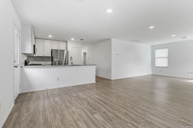 5155 Fowler Crest, Converse, TX 78109