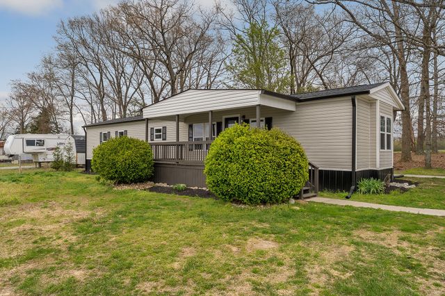 479 Old Bildad Rd, Smithville, TN 37166